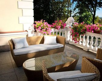 Palac Tarnowskich - Ostrowiec Świętokrzyski - Balcony