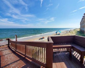 Beachfront, Updated, Topsail Dunes Shining Sea - North Topsail Beach - Balcony