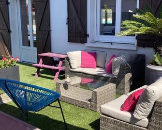 Air-conditioned house with heated pool and retractable dome located in Anglet - Anglet - Innenhof
