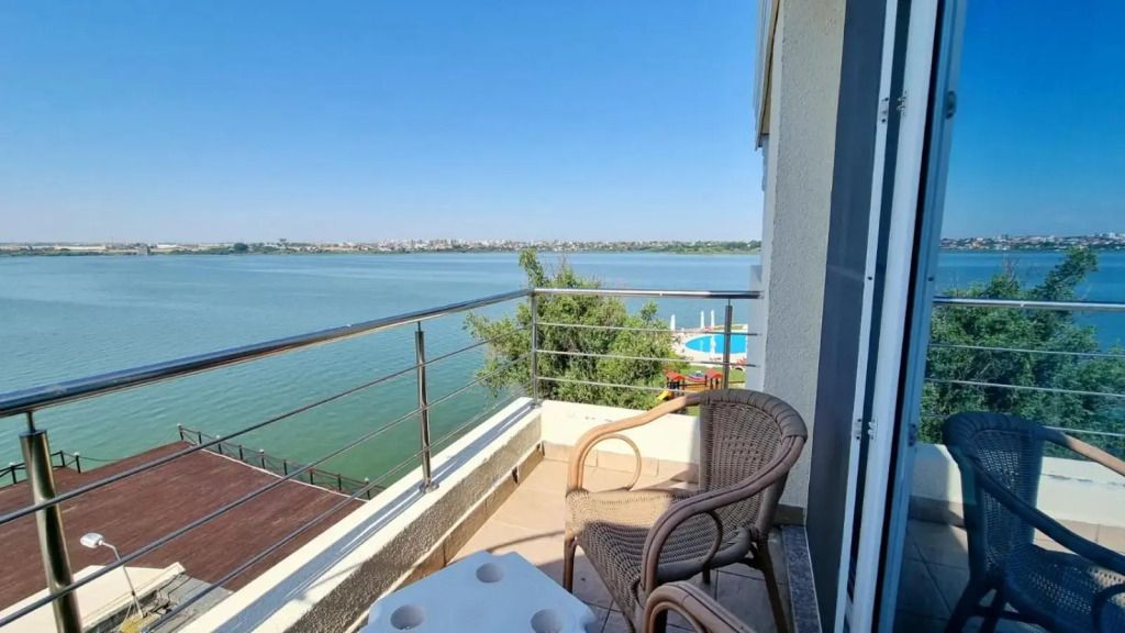 Hotel Florida Mamaia - מאמאיה - מרפסת