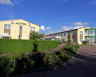 Hotel Falkenhagen - Pritzwalk - Gebäude