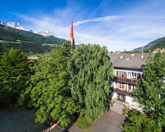 Hotel Pension Schweitzer - Schlanders - Buiten zicht