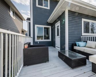 Rocky View Resort. - Cochrane - Patio