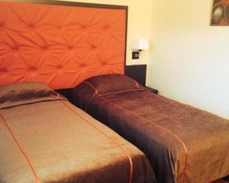 Hotel Fiama - Oţelu Roşu - Bedroom