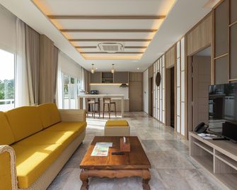 Phunawa Resort Phuket Karon Beach - Karon - Soggiorno