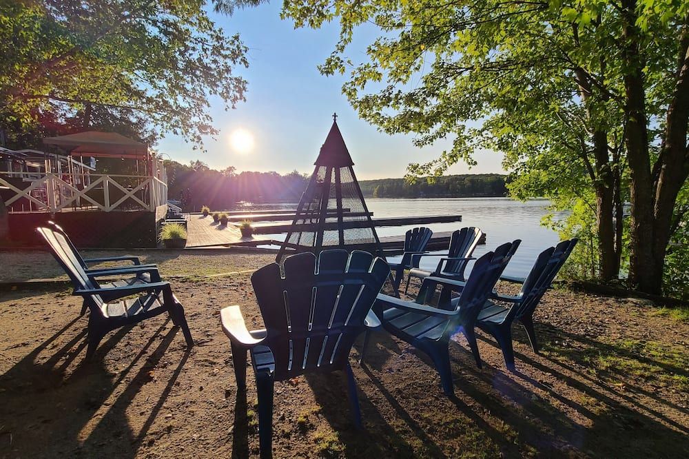 Bonnie View Inn - האליברטון - פטיו