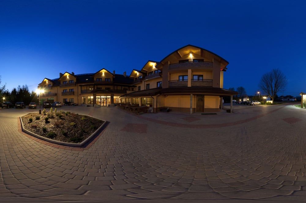 هوتل كارينو سبا