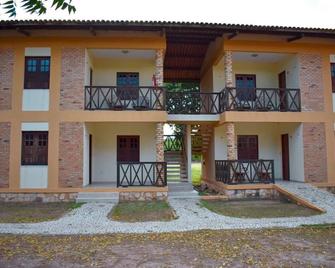 Complexo Turistico Mirante Das Gamboas - Aracati - Gebouw