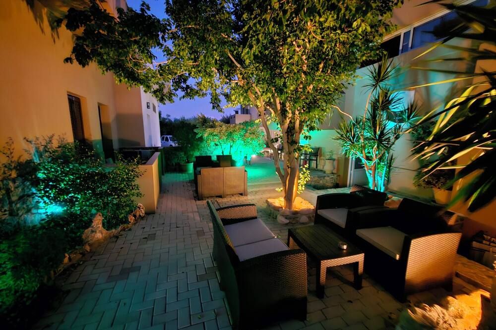 إلوندا صن رايز أبارتمنتس