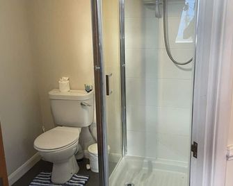The Jolly Drayman Pub And Hotel - Gravesend - Badkamer