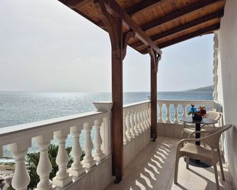 Orchids Hotel - Sarandë - Balcony