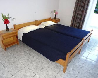 Michalis Studios & Apartments - Kos - Schlafzimmer