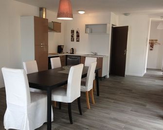 Residence Des Arcades - Dieppe - Matsal