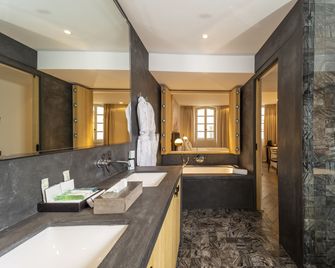 Hôtel Le Yaca Saint-Tropez - סן טרופה