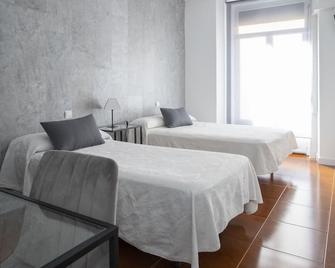 Hostal Tokio - Madrid - Bedroom