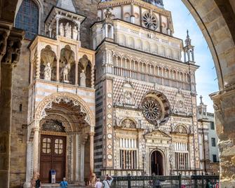 Quarenghi16 - Bergamo - Building