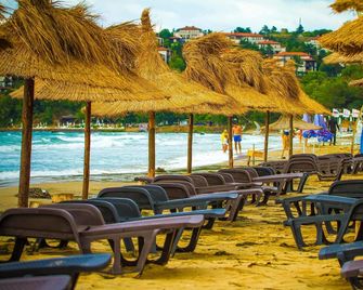 Blue Orange Beach Resort - Sozopol - Beach