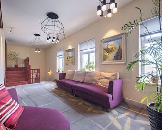 كايوهوستل - تشينغداو - غرفة معيشة