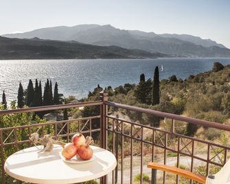 Scorpios Hotel & Suites - Samos