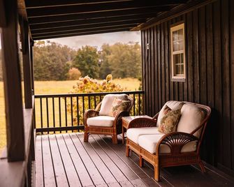 Post Oak Cabin- Mcminnville, Tn - McMinnville - Balcón
