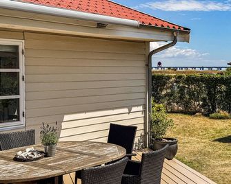 Nice Home In Nyborg With Kitchen - Nyborg