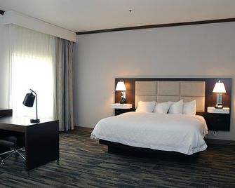 Hampton Inn & Suites Stephenville - Stephenville - Ložnice