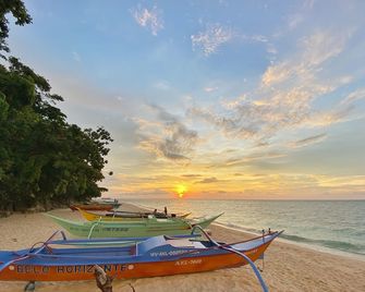 Jony's Beach Resort - Boracay - Beach