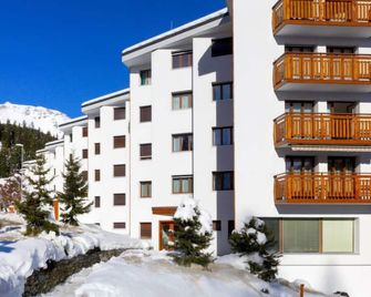 Barzettes-Vacances B 455/ entrée n°16 by Interhome - Crans-Montana - Building