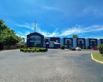 Classic Inn By OYO I- 240 Near Memphis Airport - Memphis