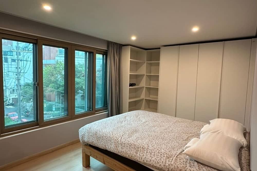 سول ستيشن آر جيست هاوس