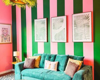 Dreaming With Dolly - Luxe Stay Near Broadway - Nashville