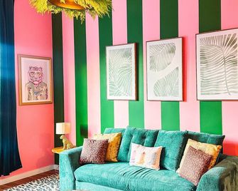 Dreaming With Dolly - Luxe Stay Near Broadway - Nashville