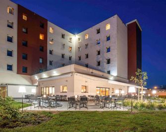 Ibis Plzen - Pilsen - Building