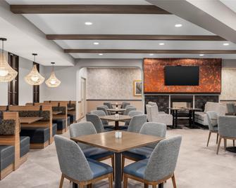 DoubleTree by Hilton Phoenix Midtown - פיניקס - חדר אוכל