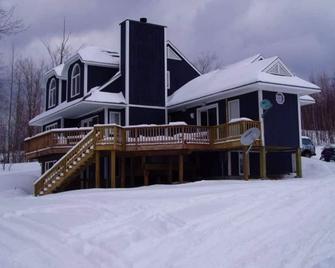 Partridge Run Ski House Hot Tub! 3/14, 3/28. Special Rates Available. Snow,Snow - Mount Snow - Building