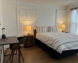 Private Apartment With Nyc Views Right Outside Nyc - Jersey City - Sypialnia