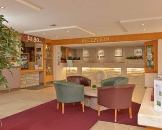 Heights Hotel - Isle of Portland - Lobby