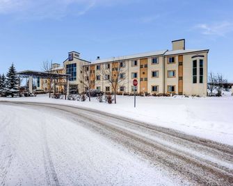 Motel 6 Red Deer Ab - Red Deer - Edificio