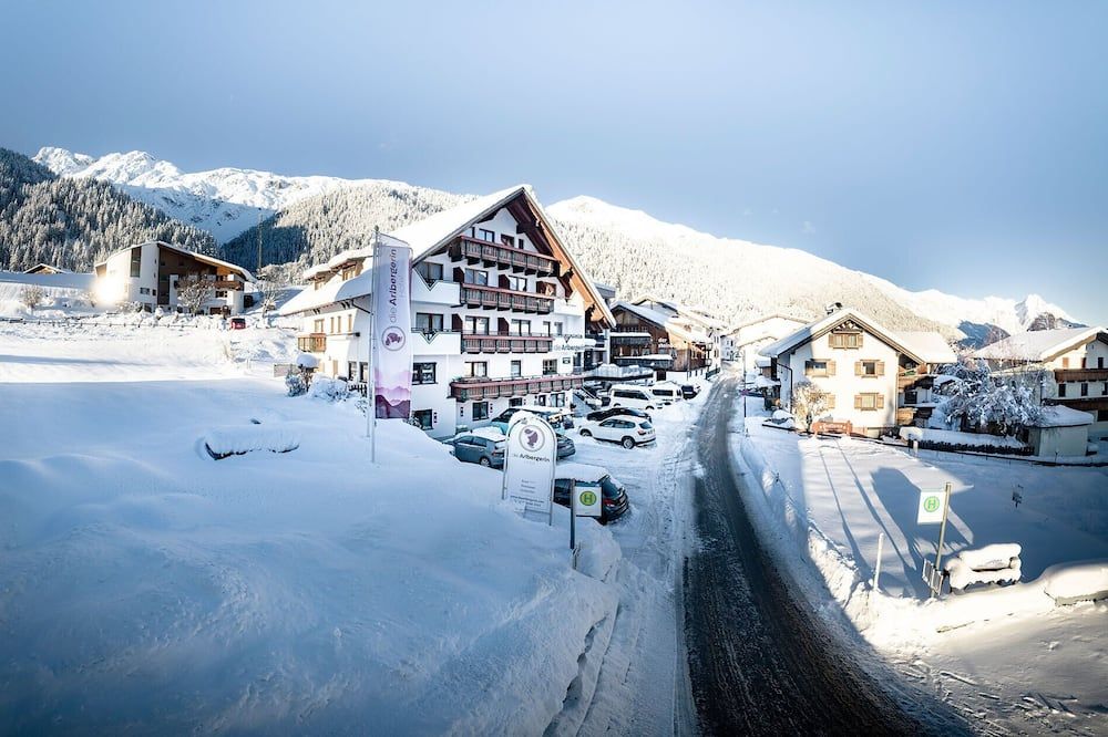 هوتل دي أرلبيرجيرين - لدالغين فريندلي - سانكت انطون ام ارلبرغ - مبنى