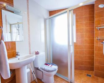 Retreat Serviced Apartment - Katmandu - Bad
