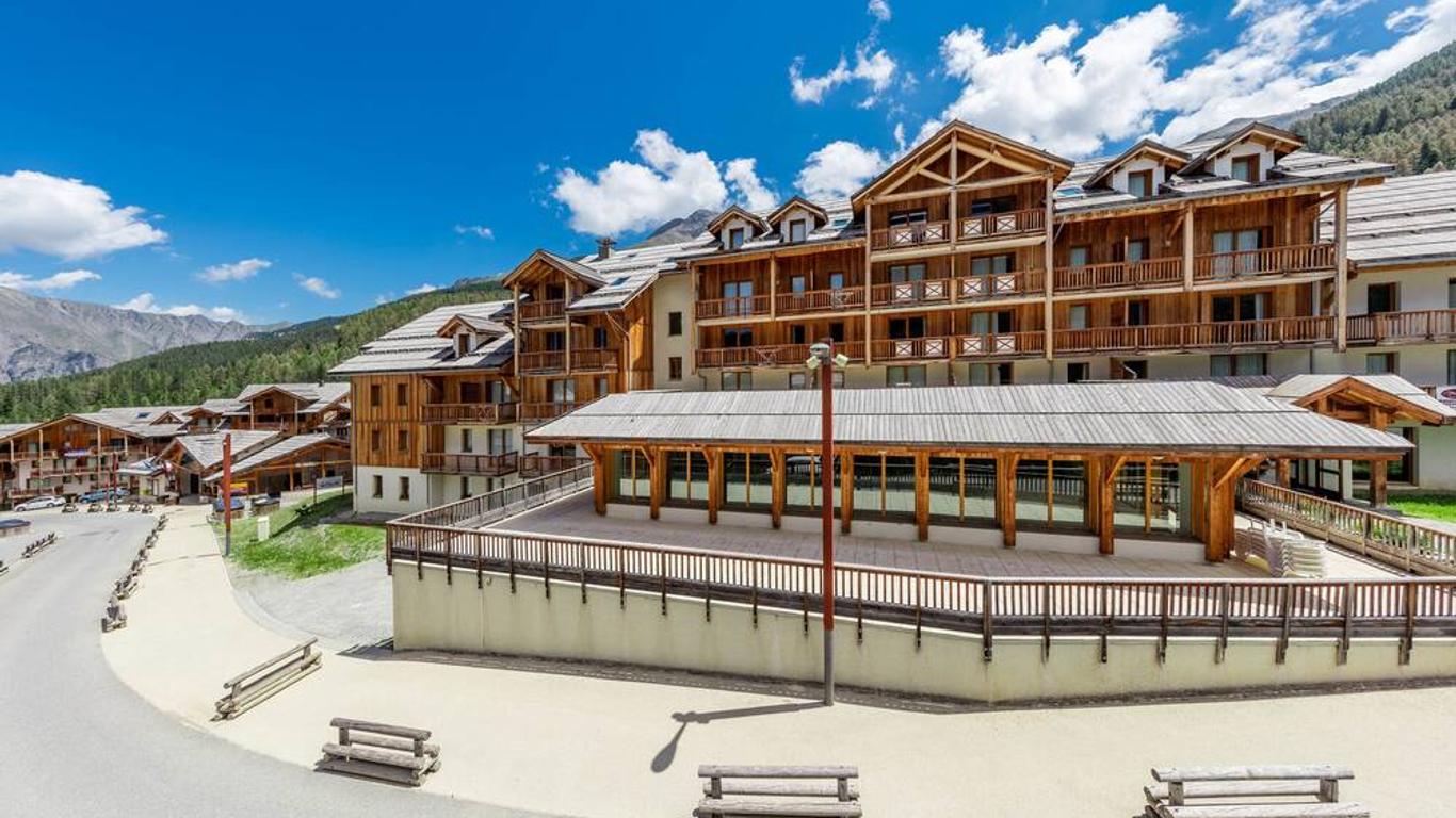 Sunweb Chalets De Bois MÉan