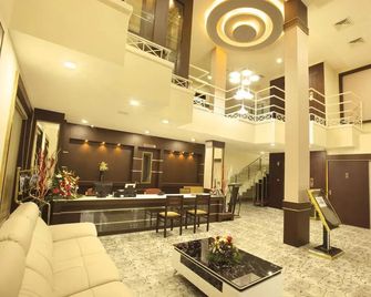 Hotel Virad - Malappuram - Lobby