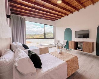 Viajero Guatapé Hostel & Lake Club - Guatapé - Living room