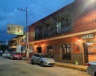 Hotel Casa La Gran Senora - Tequila - Building