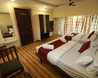 Hotel Alfa International - Mumbai - Bedroom