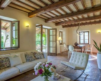 Marche Villa Close Culture - Fermignano - Sala de estar