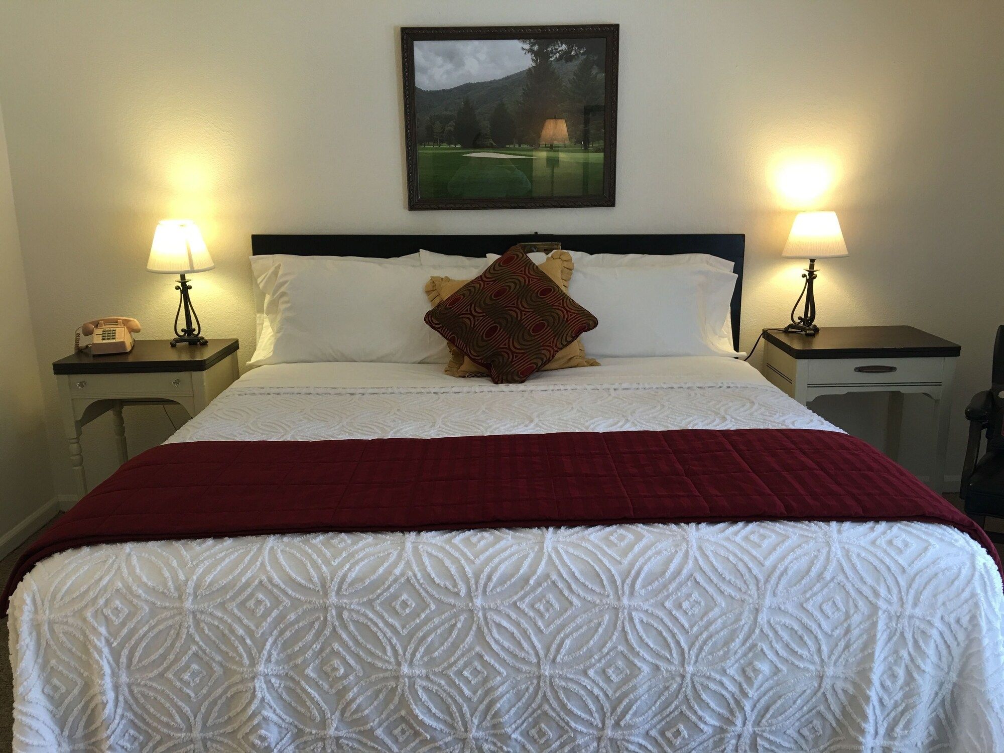 Cardinal Inn - Maggie Valley