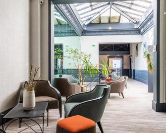 Hotel Kyriad Saint Malo Centre Plage - Saint-Malo - Lobby