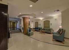 Tristar Serviced Apartments - Bangalore - Lobby