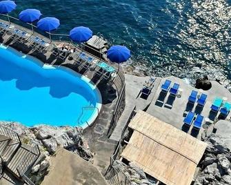 Hotel Luna Convento - Amalfi - Basen